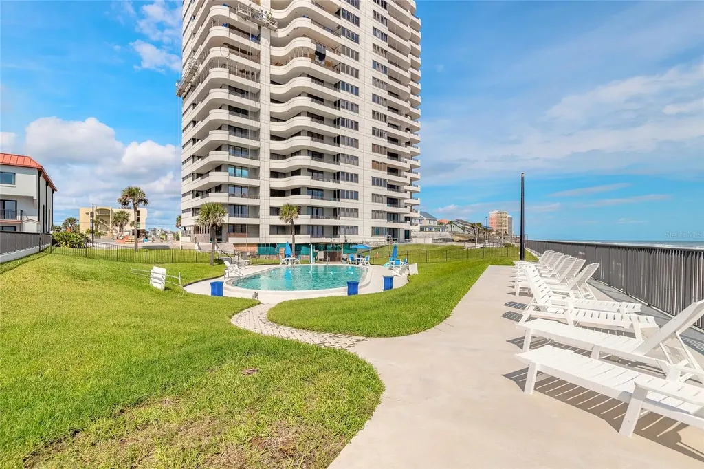 1420 N Atlantic Avenue Daytona Beach FL 32118