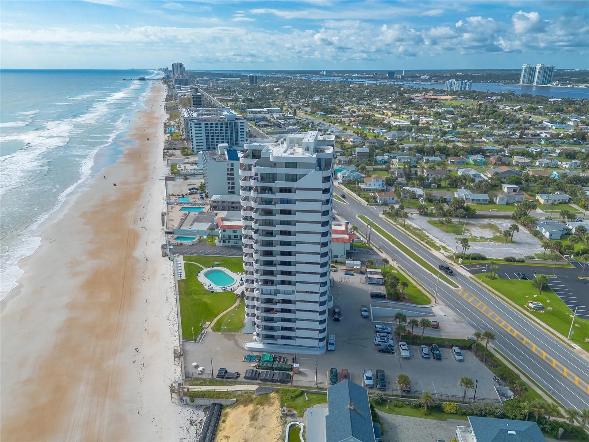 1420 N Atlantic Avenue Daytona Beach FL 32118