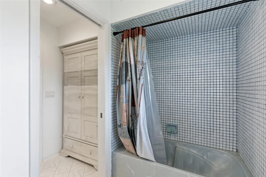 1602 Southbay Drive Osprey FL 34229