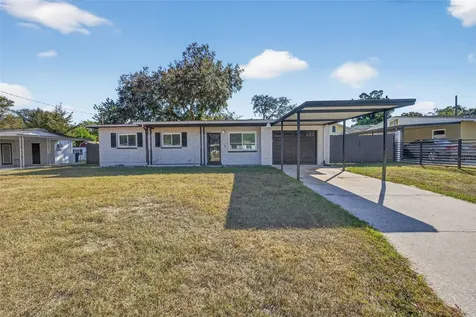 806 W 114th Avenue Tampa FL 33612