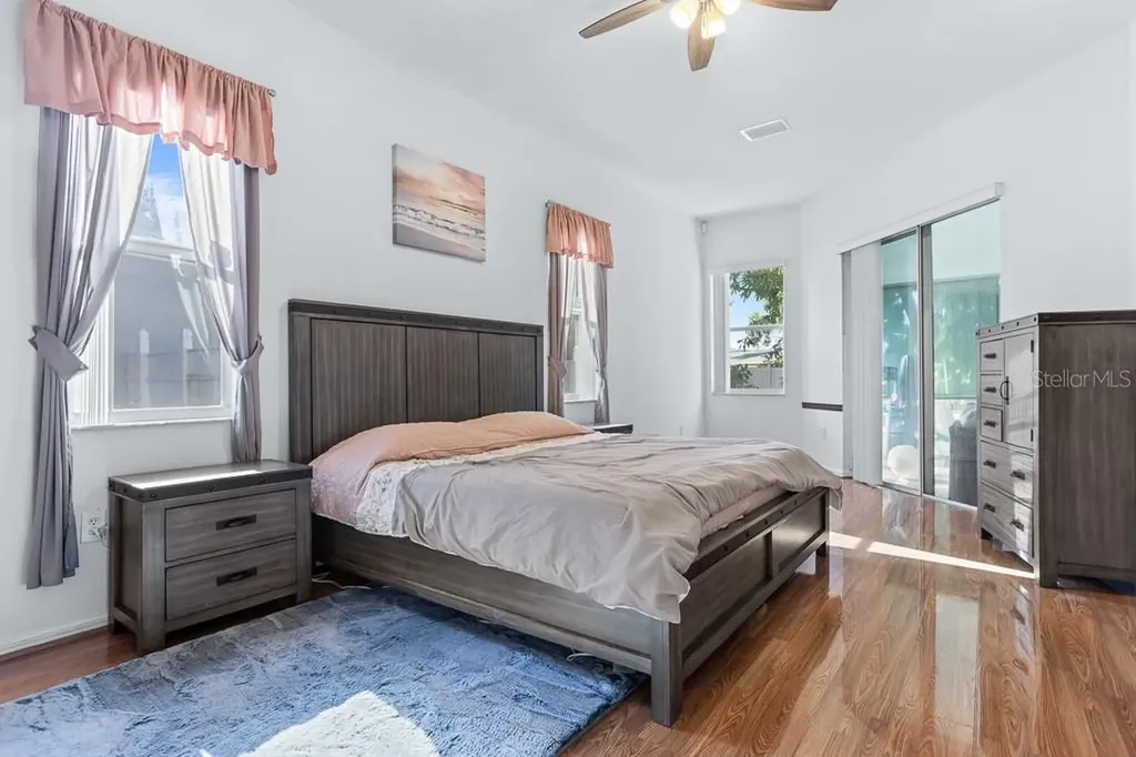 828 Innergary Place Valrico FL 33594