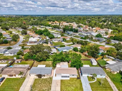7405 Country Club Drive Hudson FL 34667