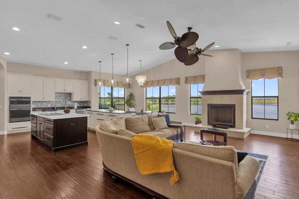 7616 Lily Court Groveland FL 34736