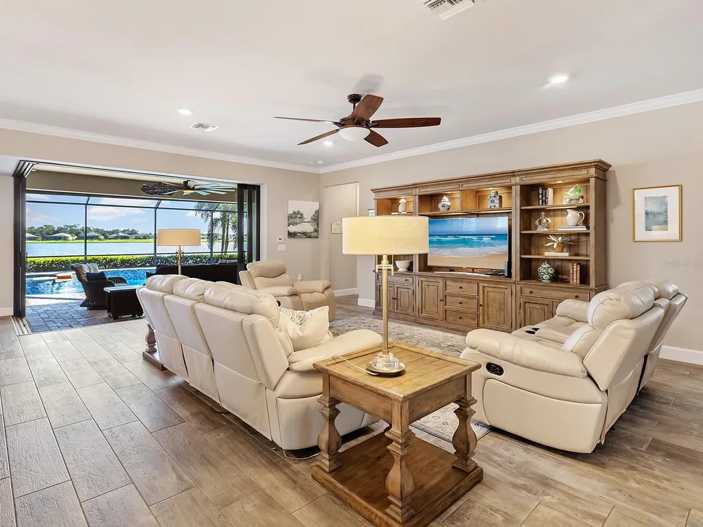 7884 Grande Shores Drive Sarasota FL 34240