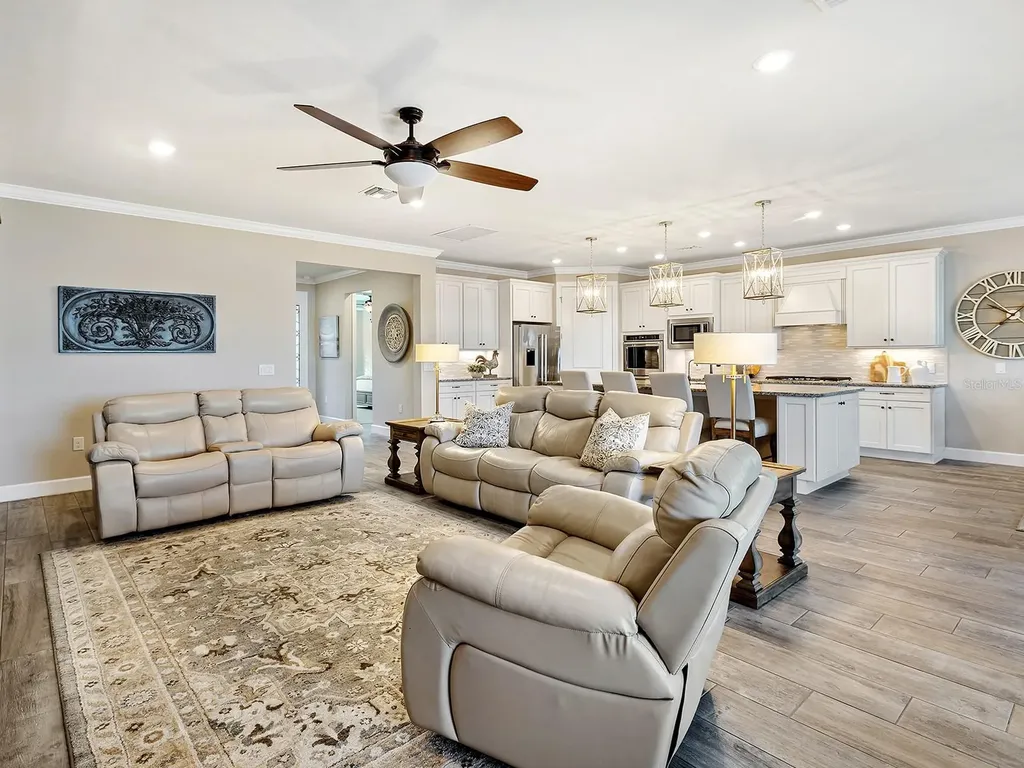 7884 Grande Shores Drive Sarasota FL 34240