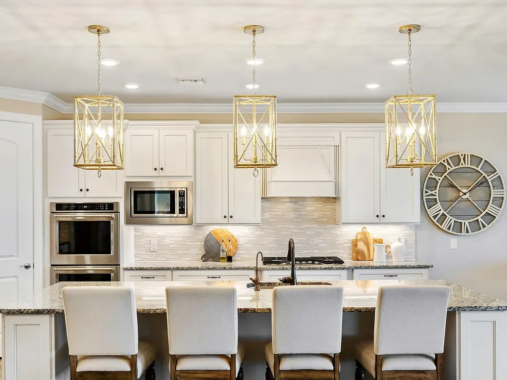 7884 Grande Shores Drive Sarasota FL 34240