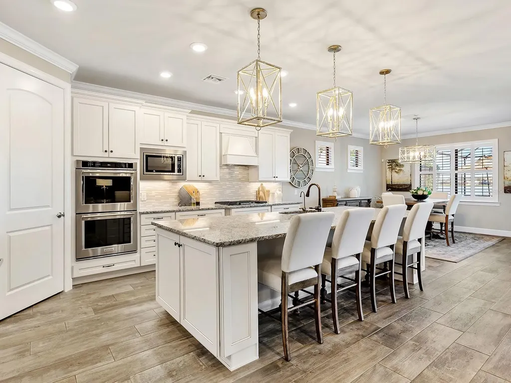 7884 Grande Shores Drive Sarasota FL 34240