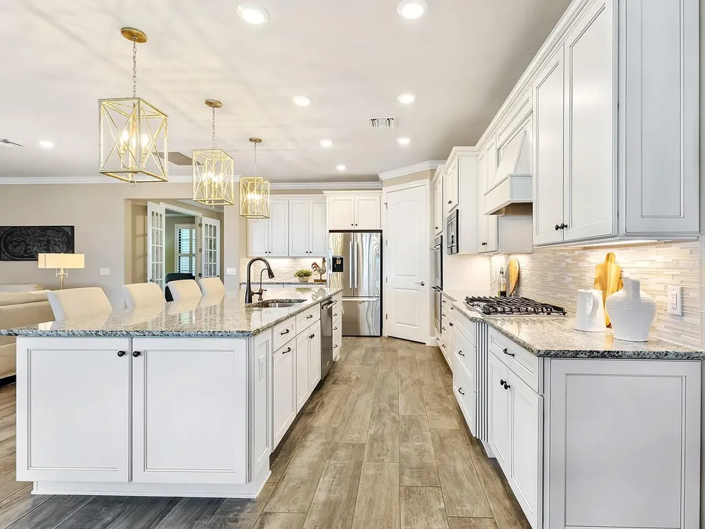 7884 Grande Shores Drive Sarasota FL 34240