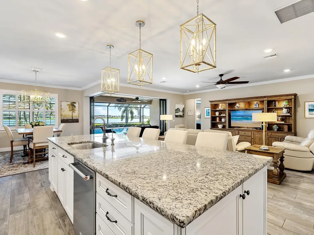 7884 Grande Shores Drive Sarasota FL 34240