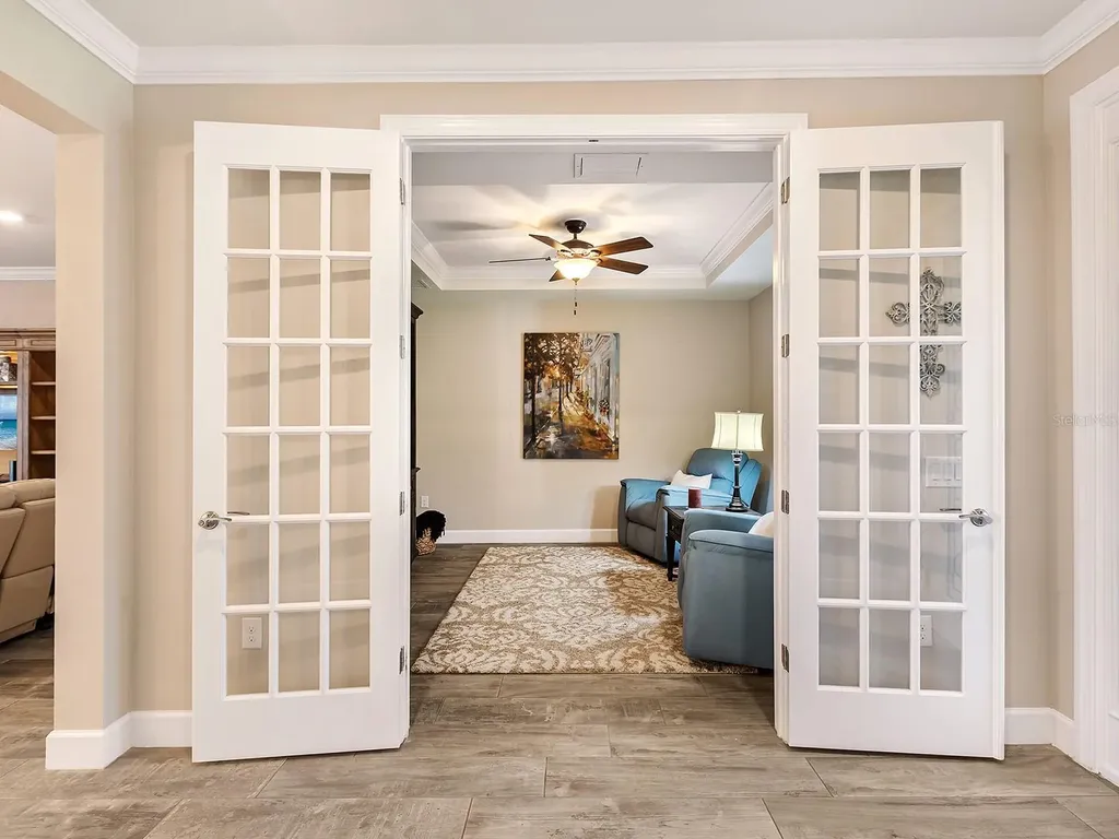 7884 Grande Shores Drive Sarasota FL 34240