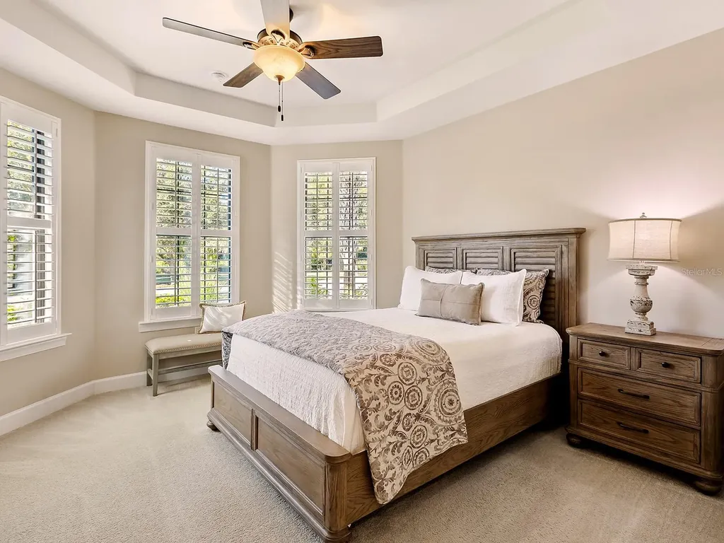 7884 Grande Shores Drive Sarasota FL 34240