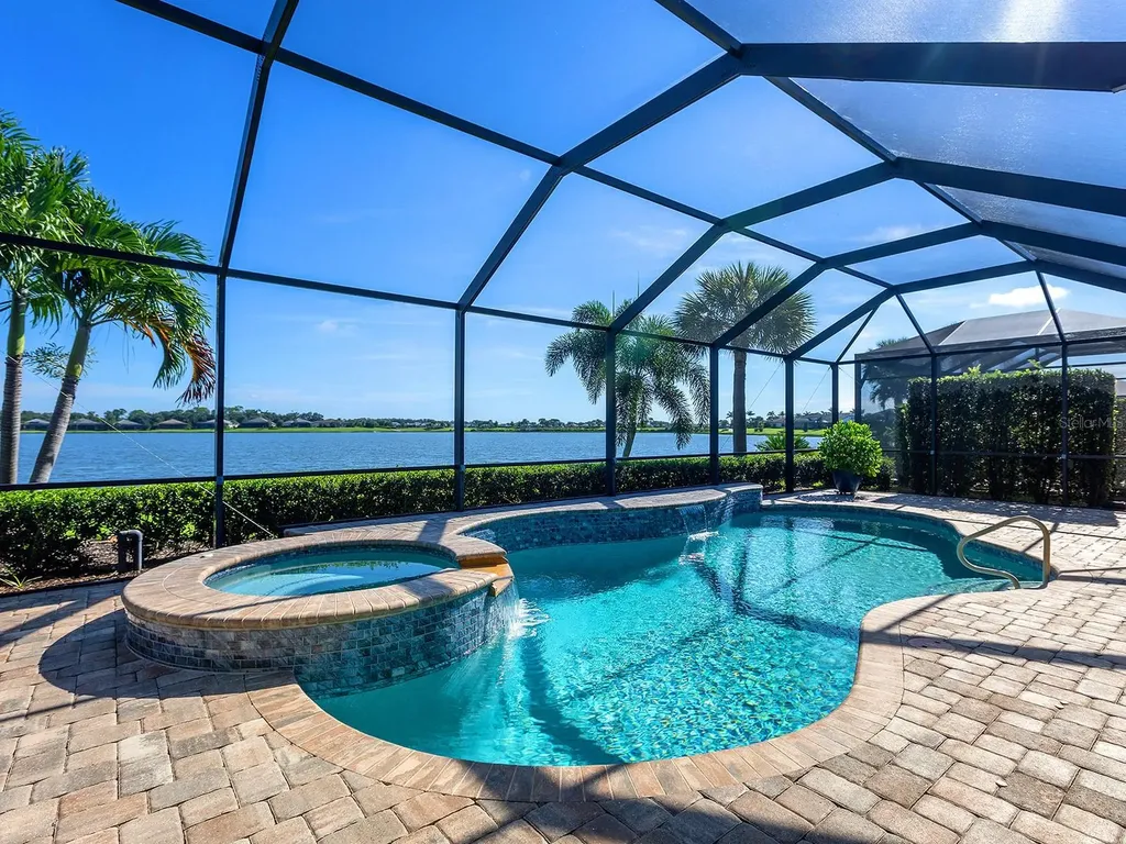 7884 Grande Shores Drive Sarasota FL 34240