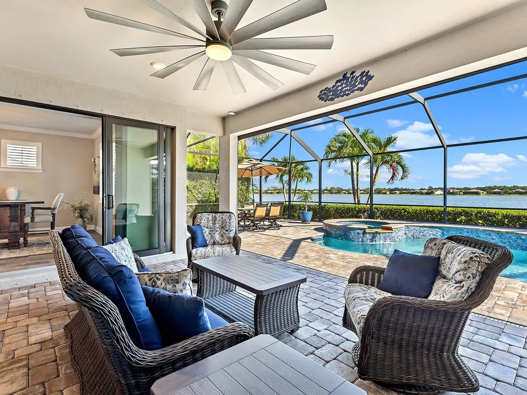 7884 Grande Shores Drive Sarasota FL 34240