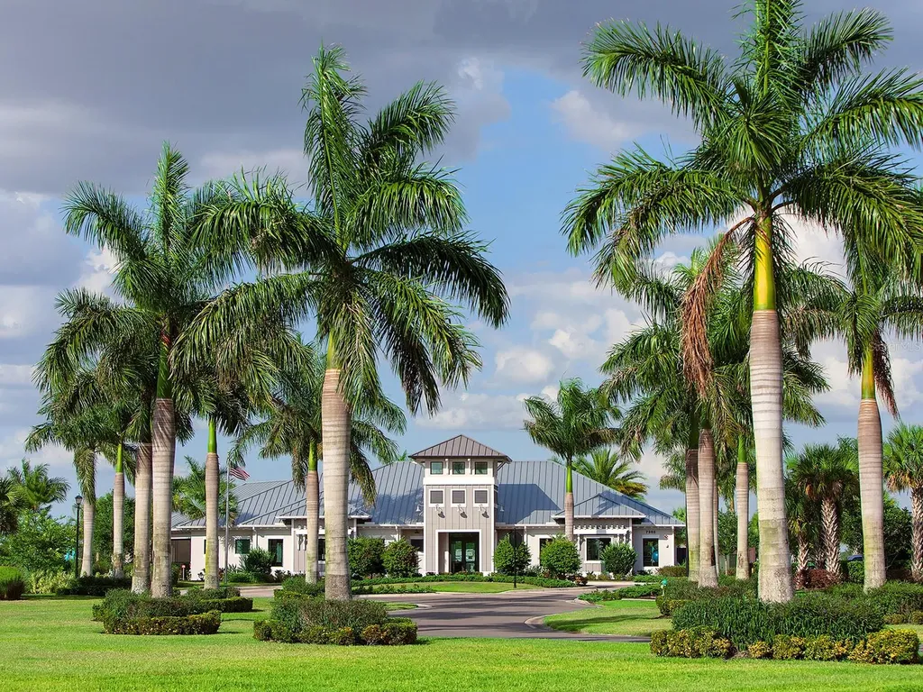 7884 Grande Shores Drive Sarasota FL 34240