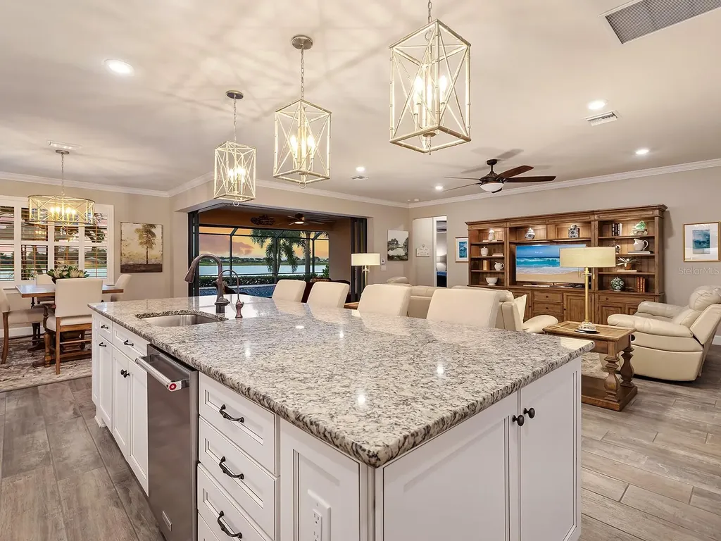 7884 Grande Shores Drive Sarasota FL 34240