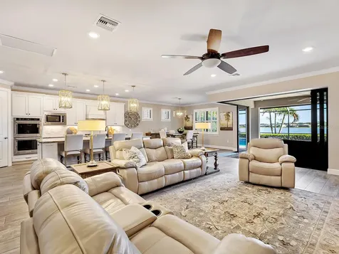 7884 Grande Shores Drive Sarasota FL 34240