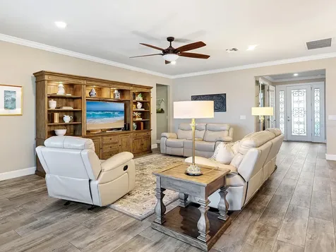 7884 Grande Shores Drive Sarasota FL 34240