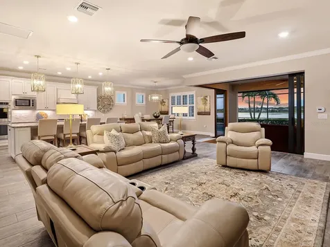 7884 Grande Shores Drive Sarasota FL 34240