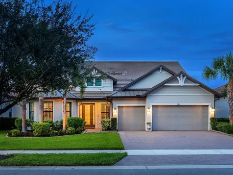 7884 Grande Shores Drive Sarasota FL 34240