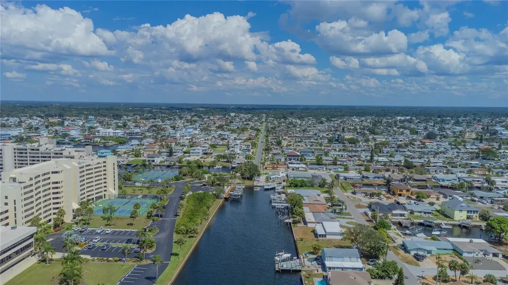 6013 Beverly Drive Hudson FL 34667