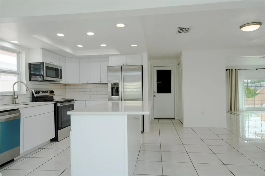 6013 Beverly Drive Hudson FL 34667
