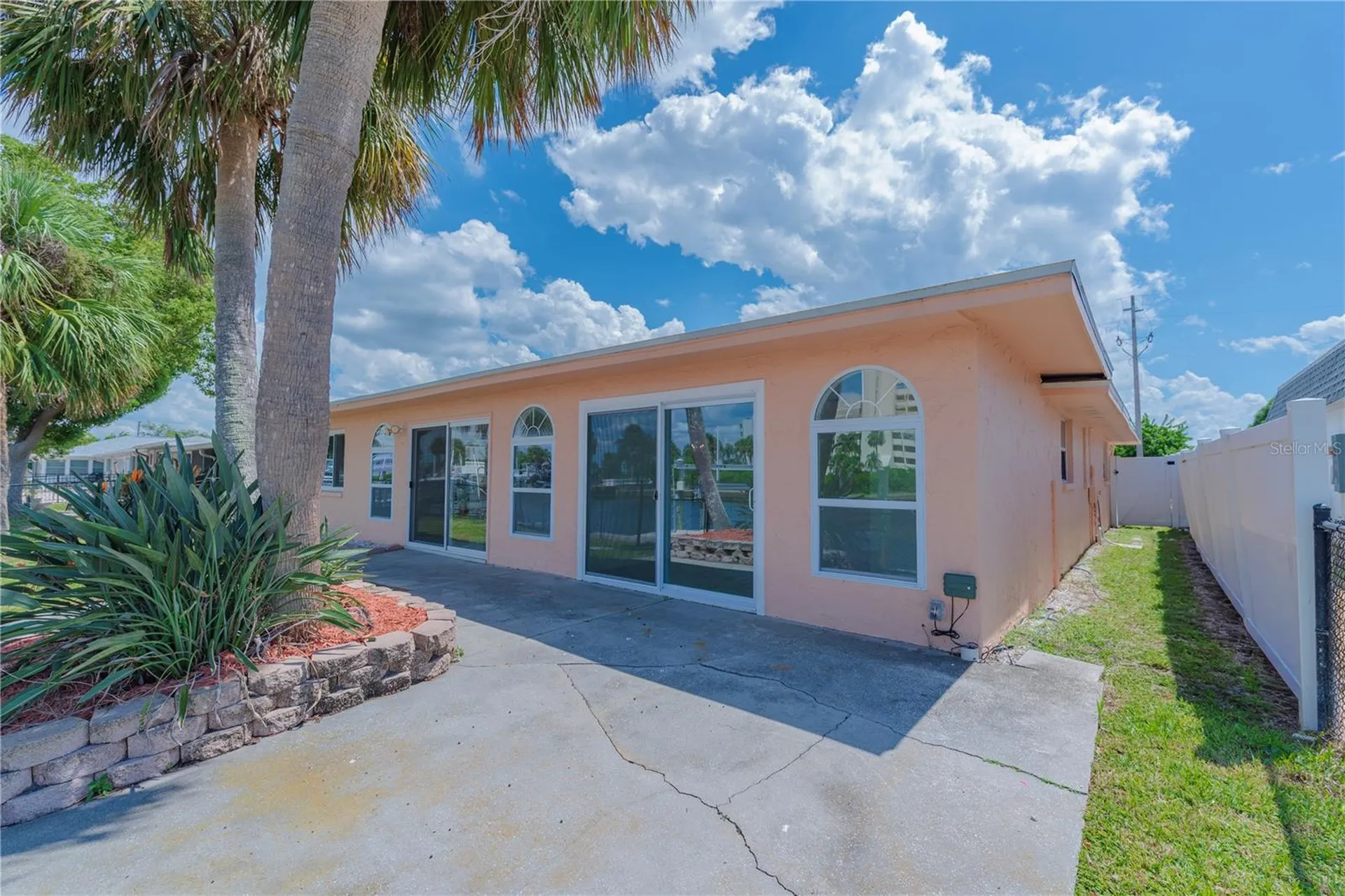 6013 Beverly Drive Hudson FL 34667
