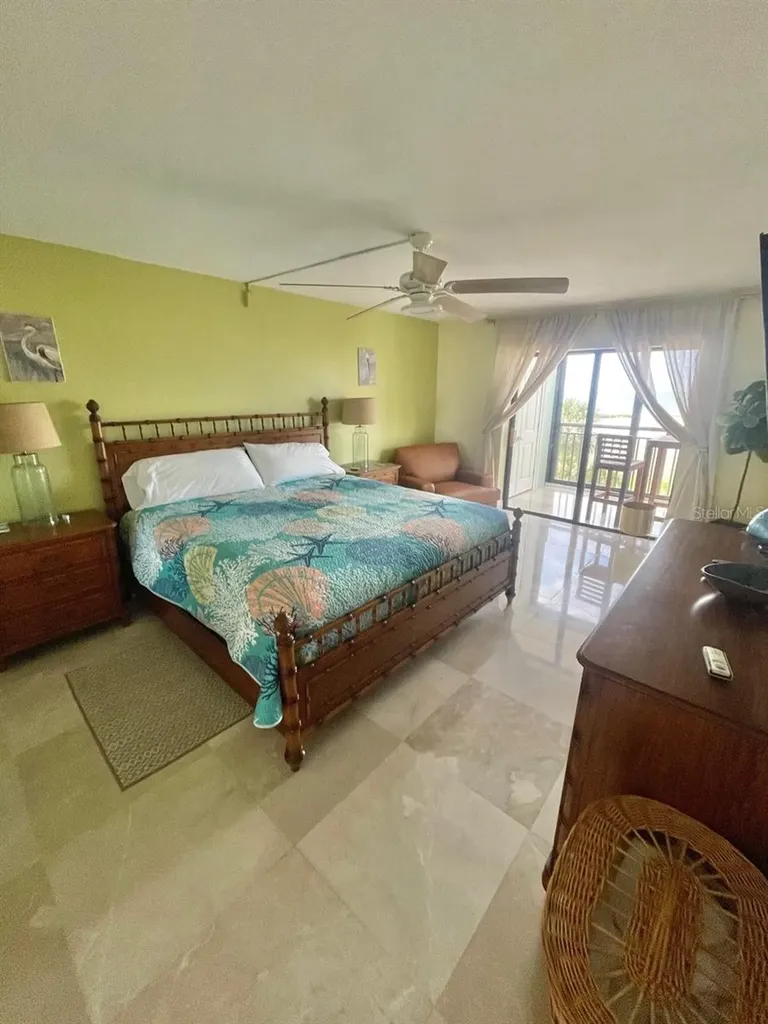 1270 Gulf Boulevard Clearwater FL 33767