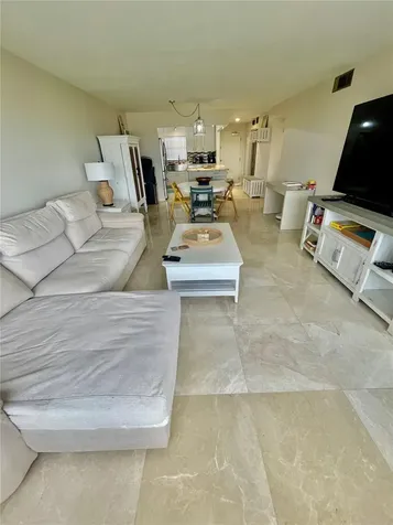 1270 Gulf Boulevard Clearwater FL 33767