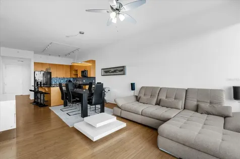 150 E Robinson Street Orlando FL 32801