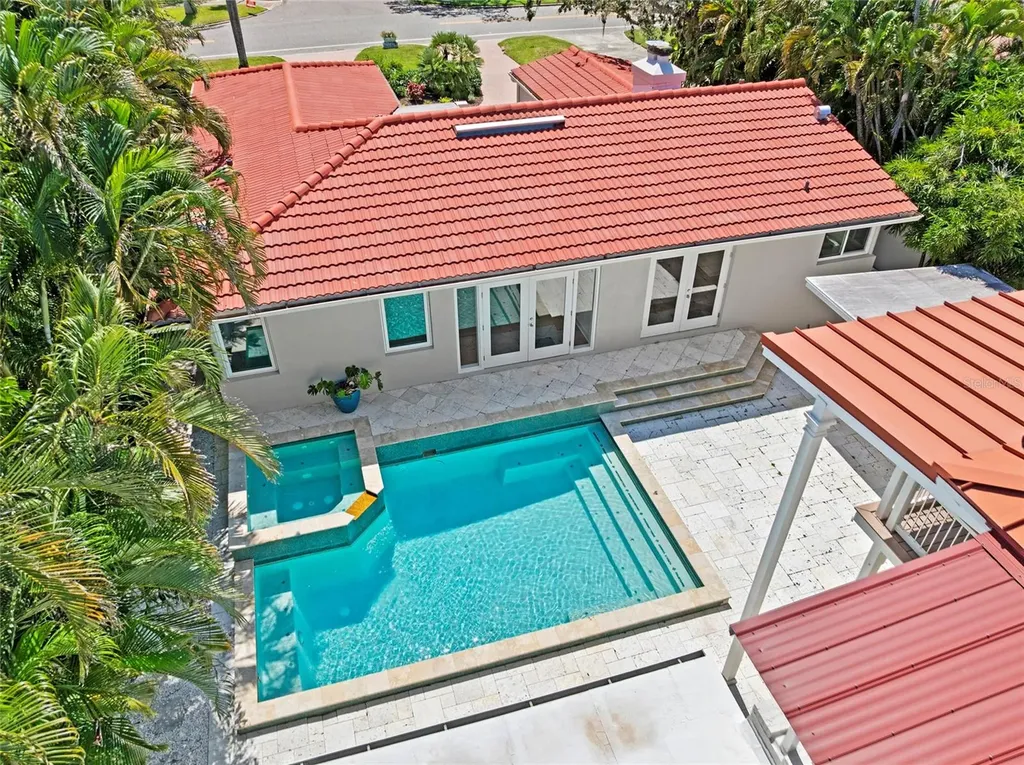 860 Snell Isle Boulevard NE St Petersburg FL 33704