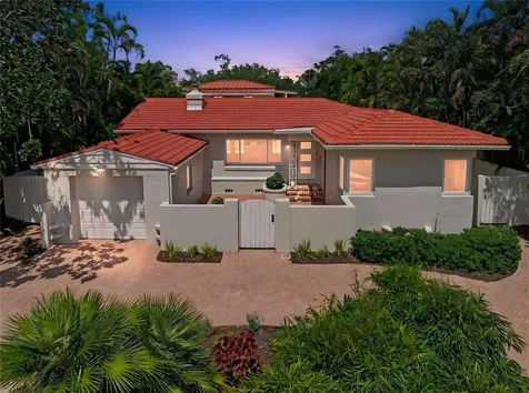 860 Snell Isle Boulevard NE St Petersburg FL 33704