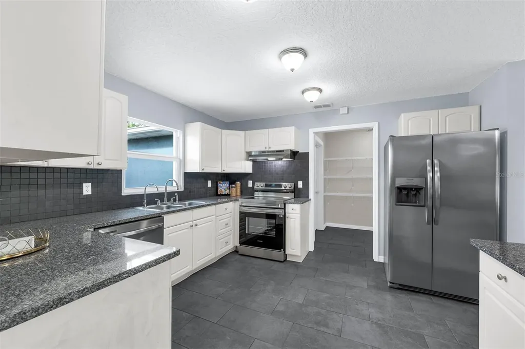 1385 11th Avenue Deland FL 32724