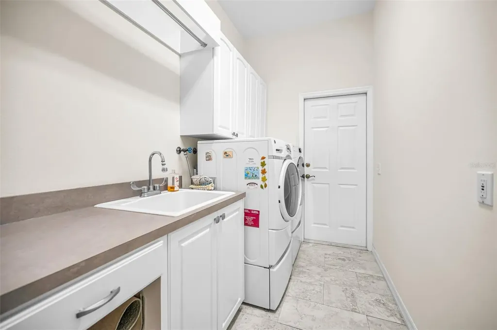 1502 Woodstream Drive Oldsmar FL 34677