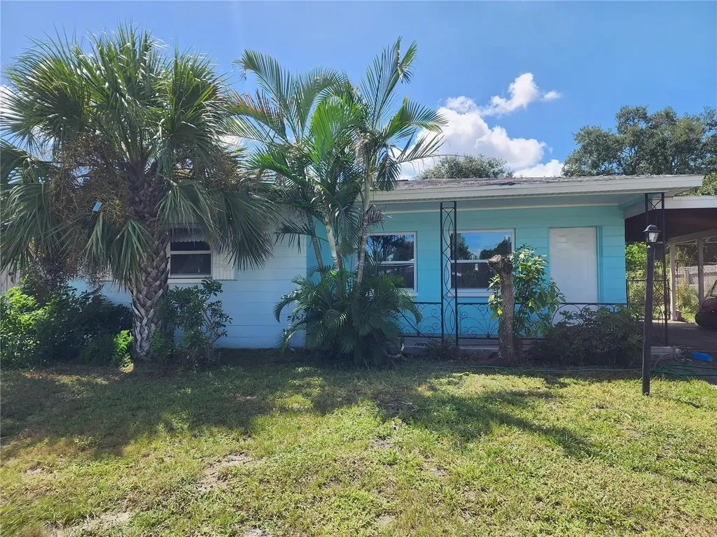 5428 Burlington Avenue N St Petersburg FL 33710
