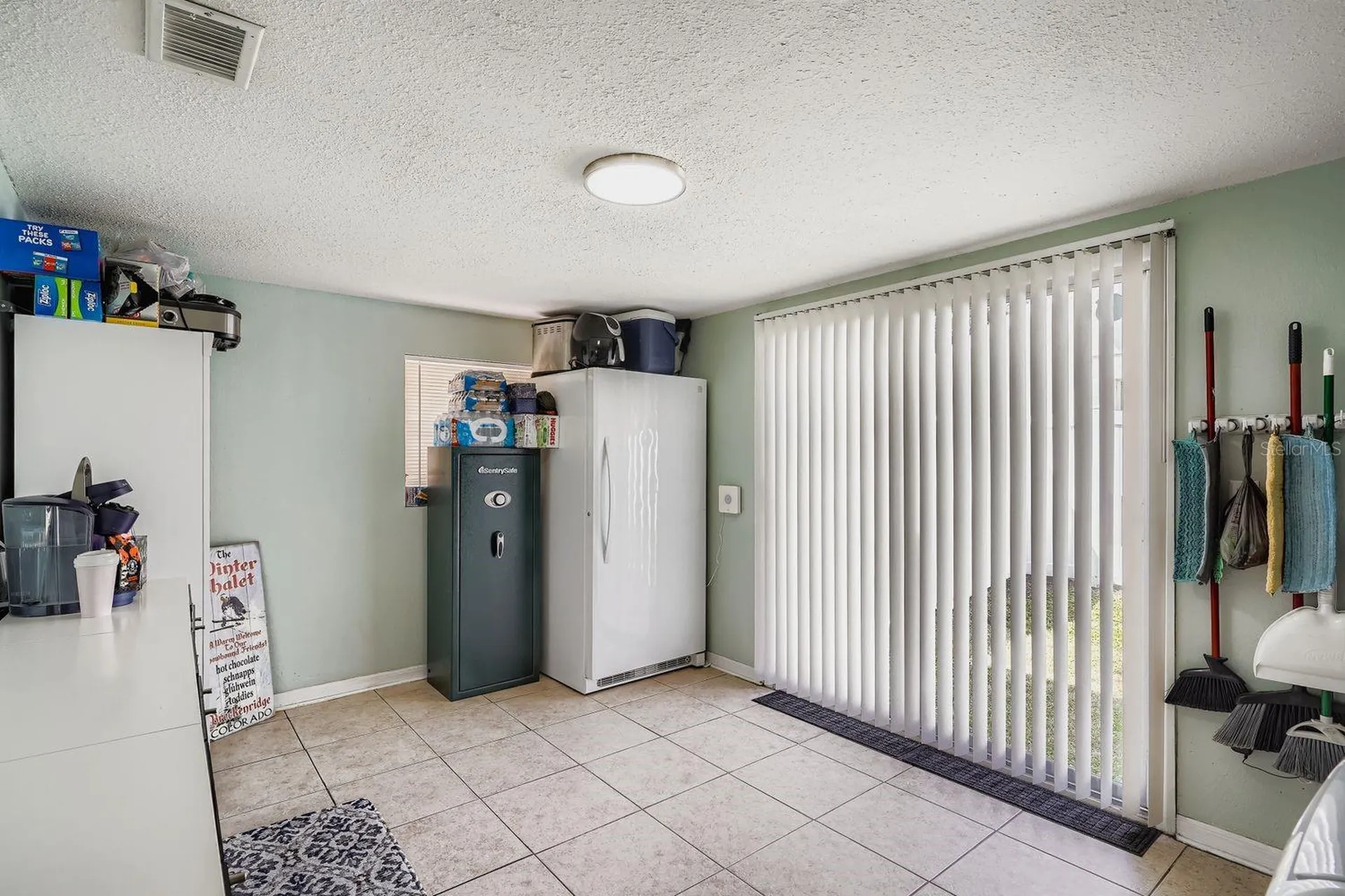 4311 2nd Avenue E Bradenton FL 34208