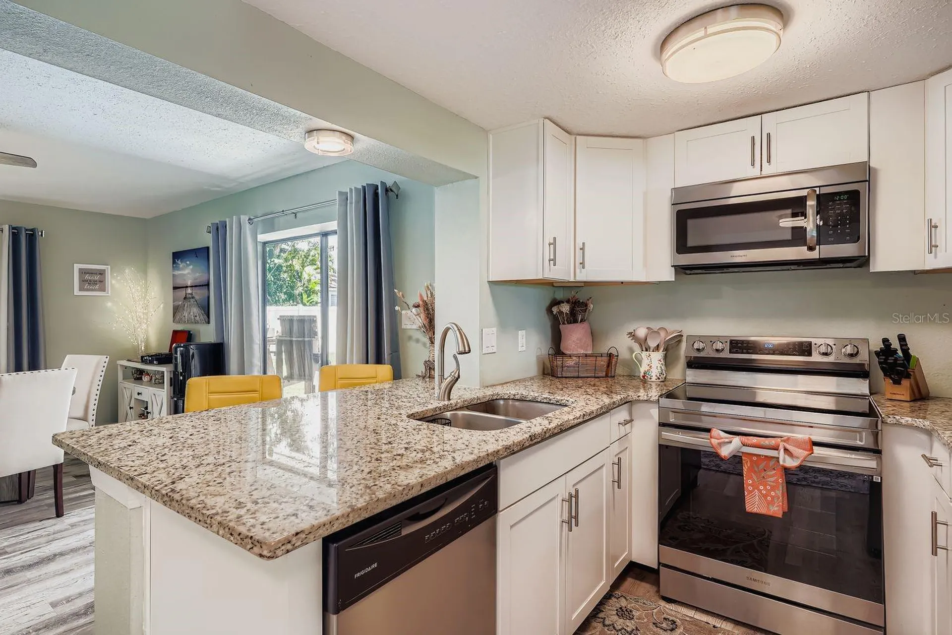 4311 2nd Avenue E Bradenton FL 34208