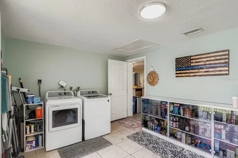 4311 2nd Avenue E Bradenton FL 34208