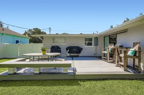 4311 2nd Avenue E Bradenton FL 34208