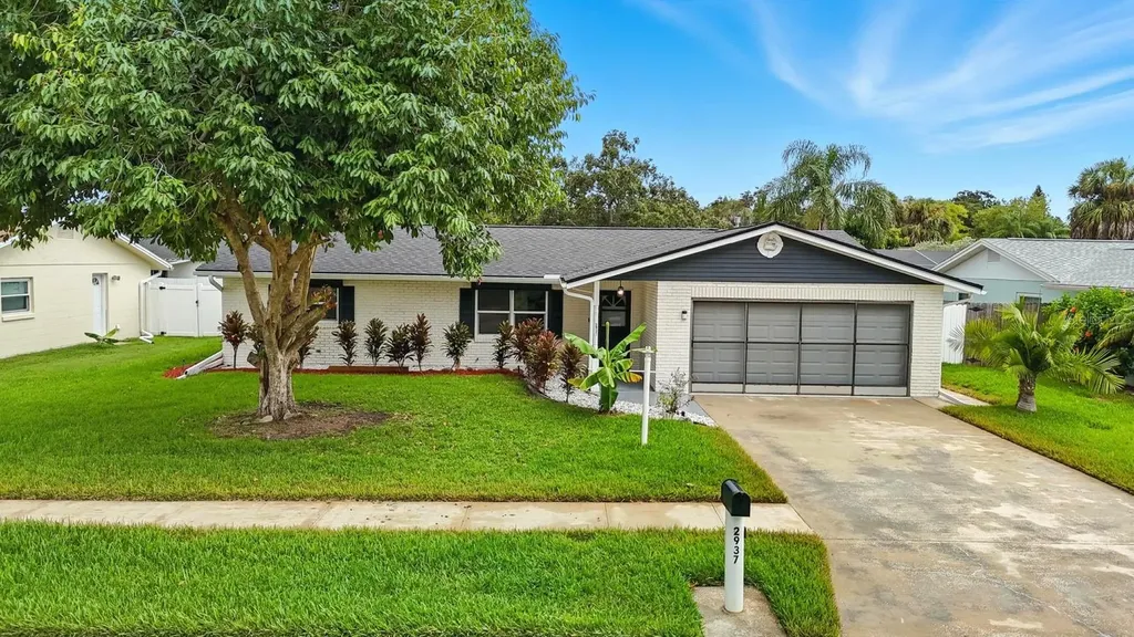 2937 Carriage Drive South Daytona FL 32119