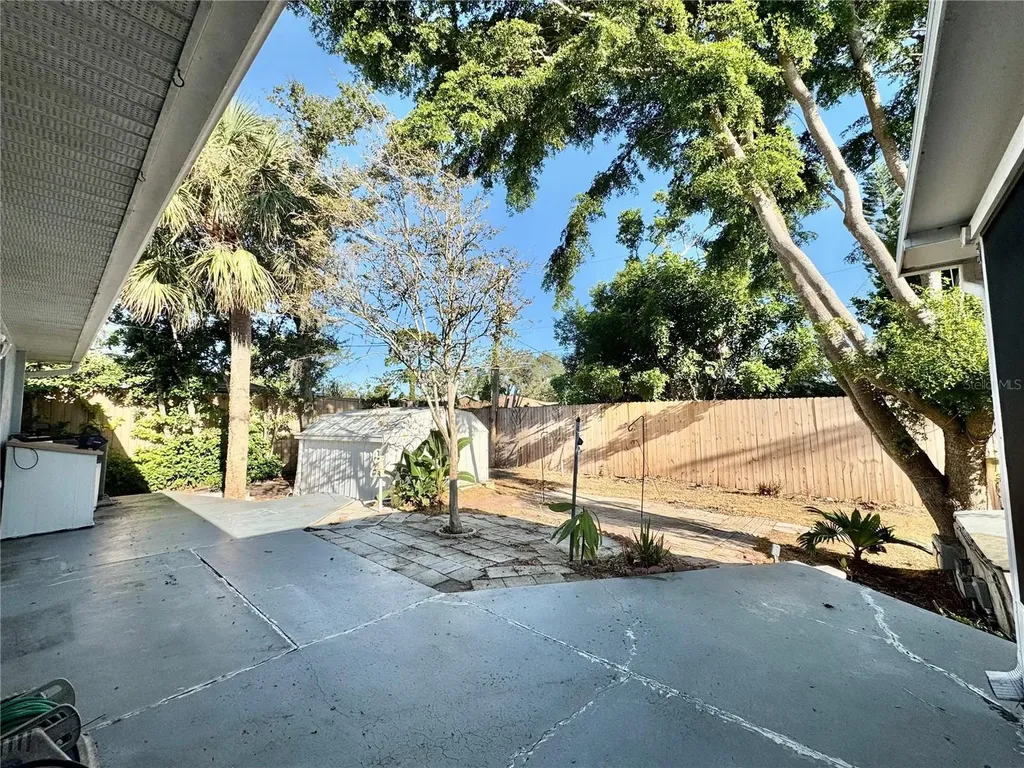 1849 Vamo Drive Sarasota FL 34231