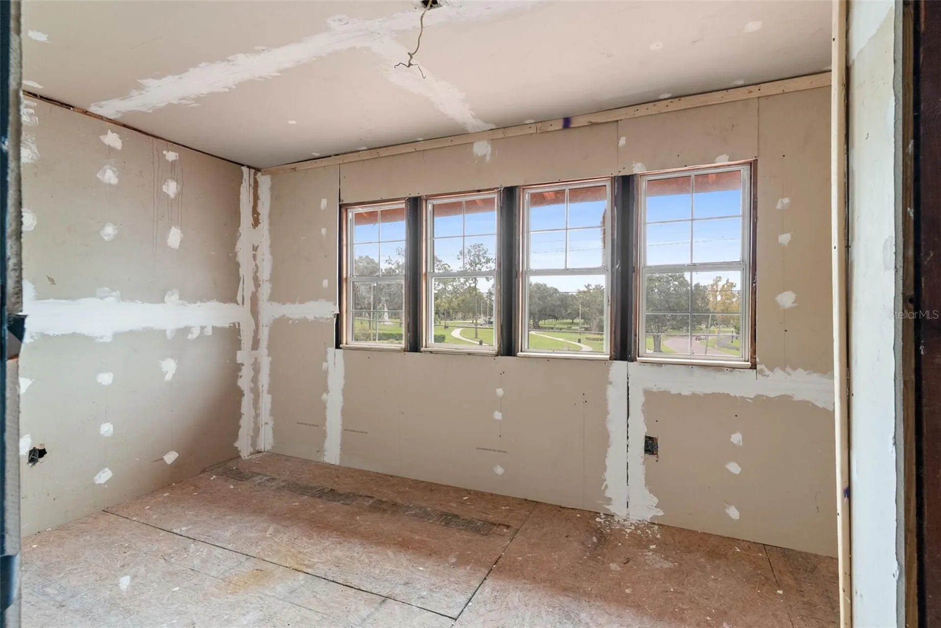 841 W Lemon Street Lakeland FL 33815