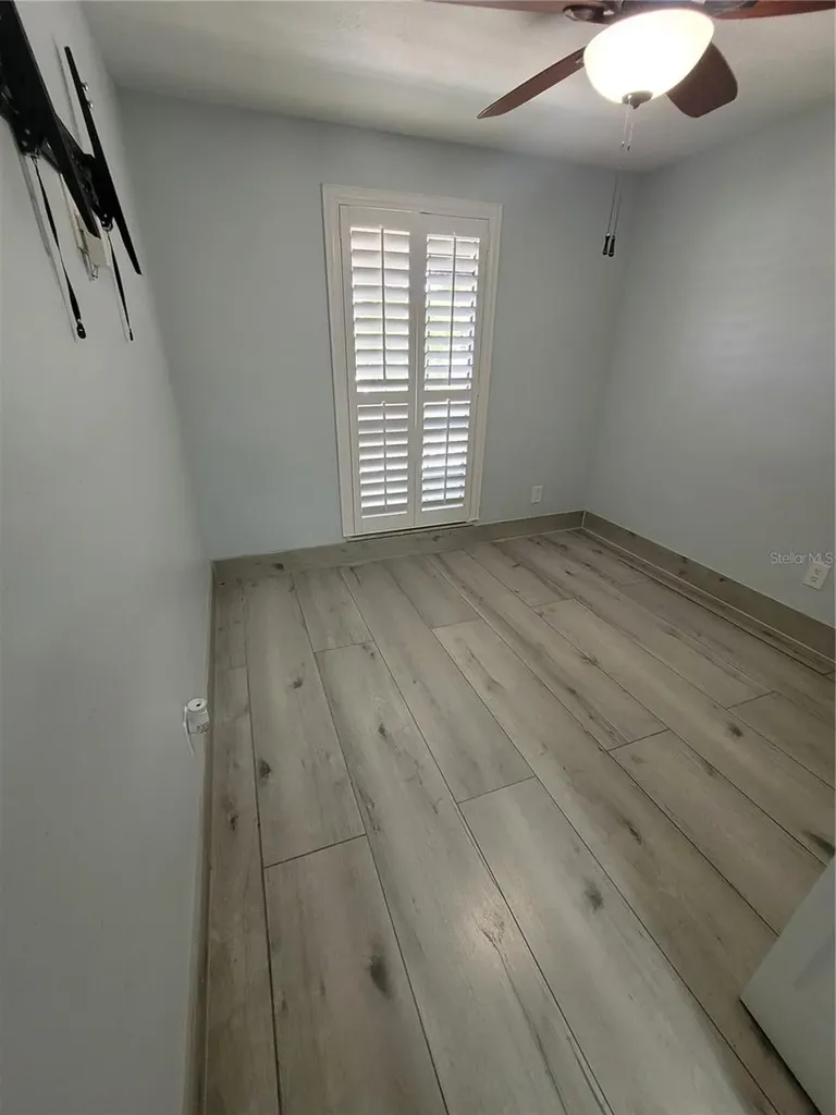 8320 Woodlake Place Tampa FL 33615