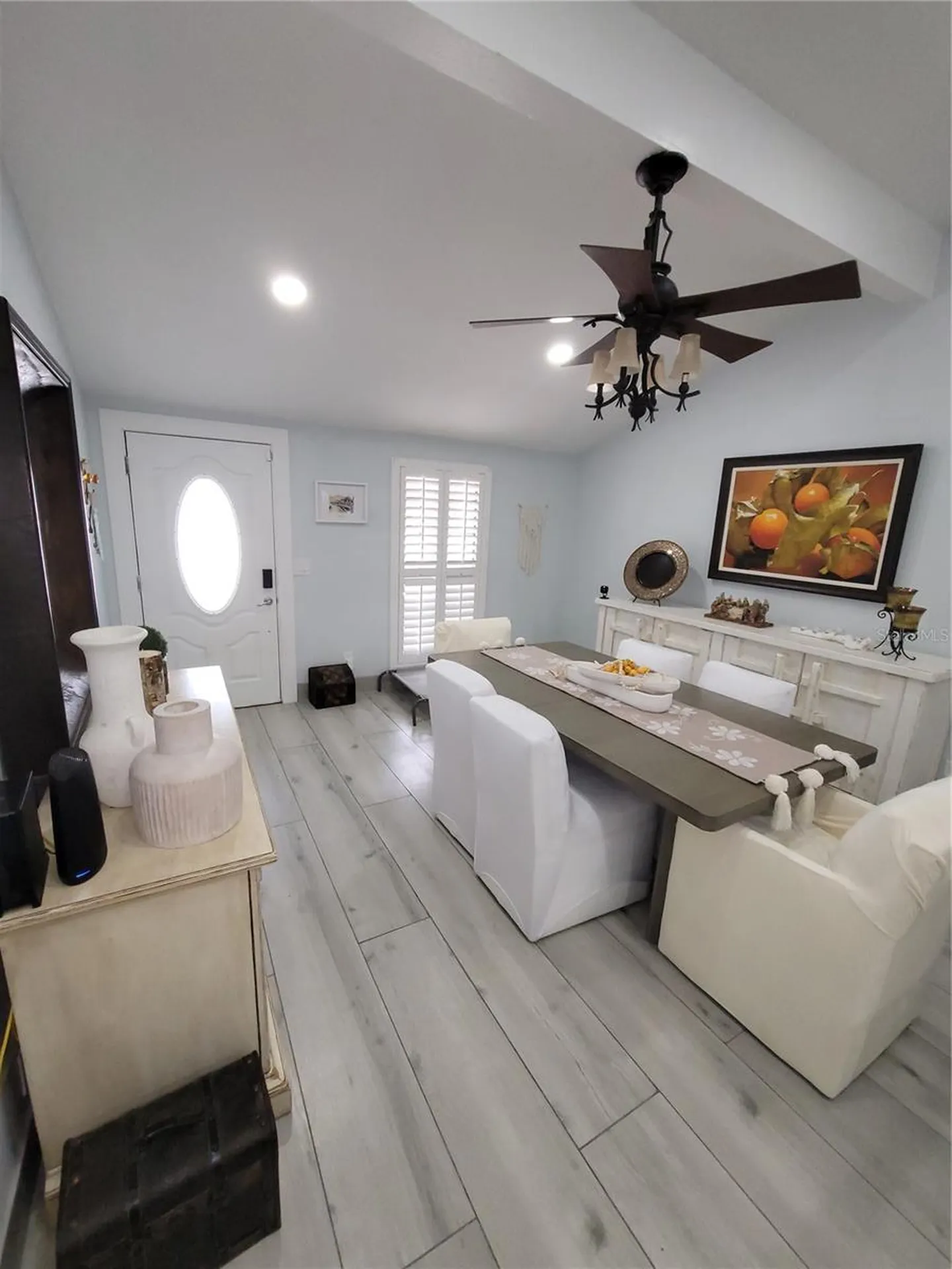 8320 Woodlake Place Tampa FL 33615