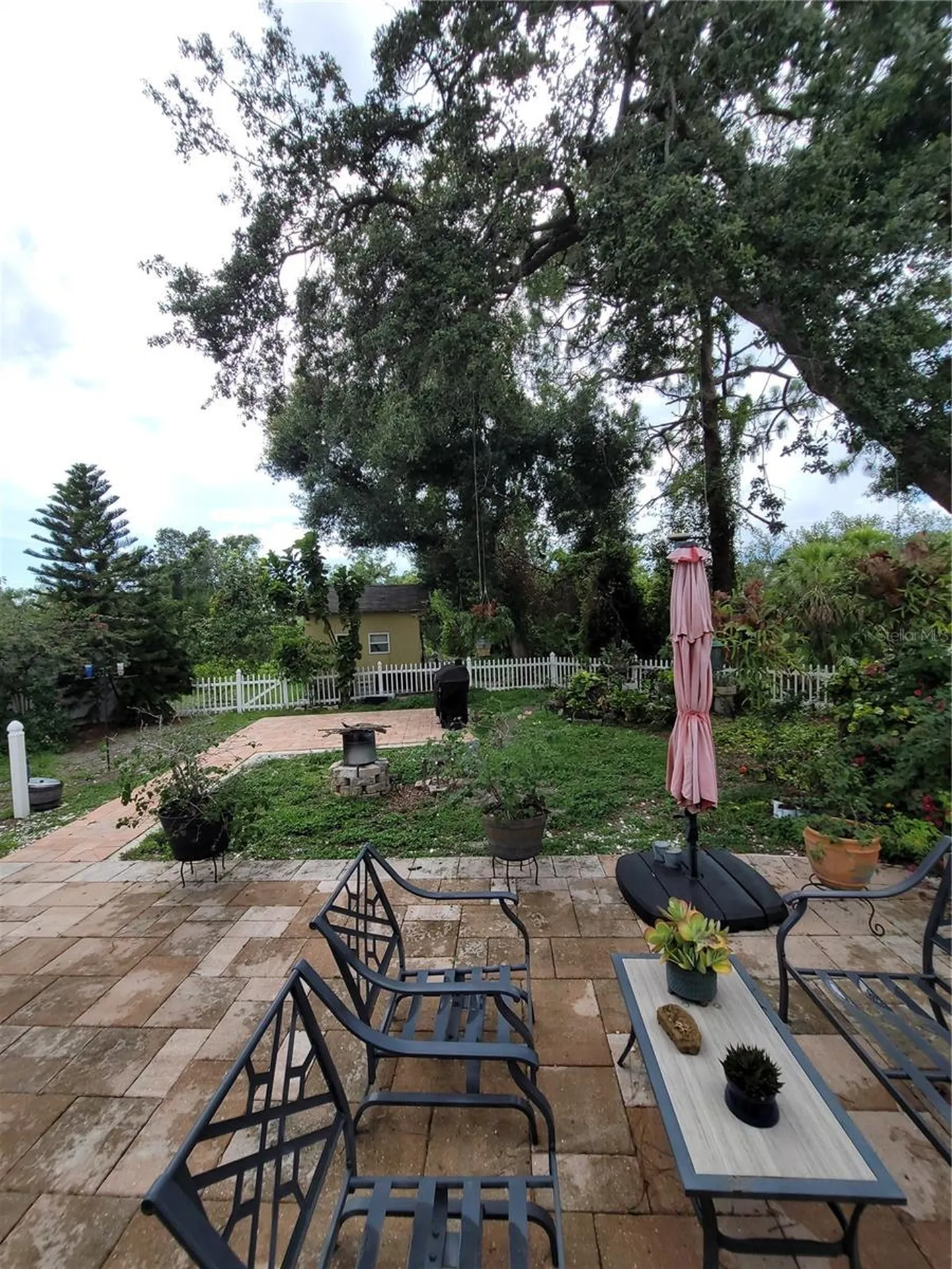 8320 Woodlake Place Tampa FL 33615