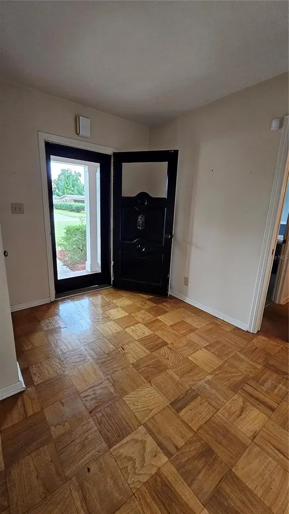880 Oleander Drive SE Winter Haven FL 33880