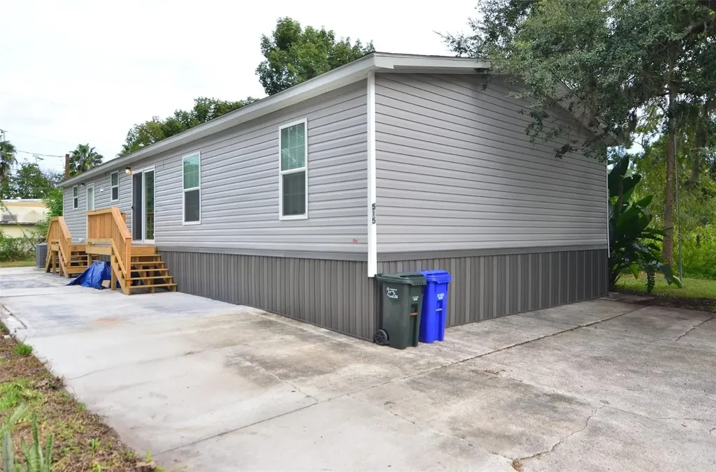 515 Twin Lakes Circle Lakeland FL 33815
