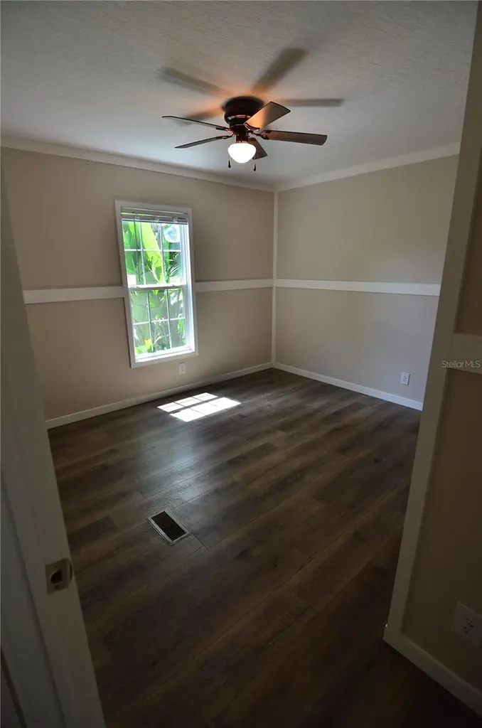 515 Twin Lakes Circle Lakeland FL 33815