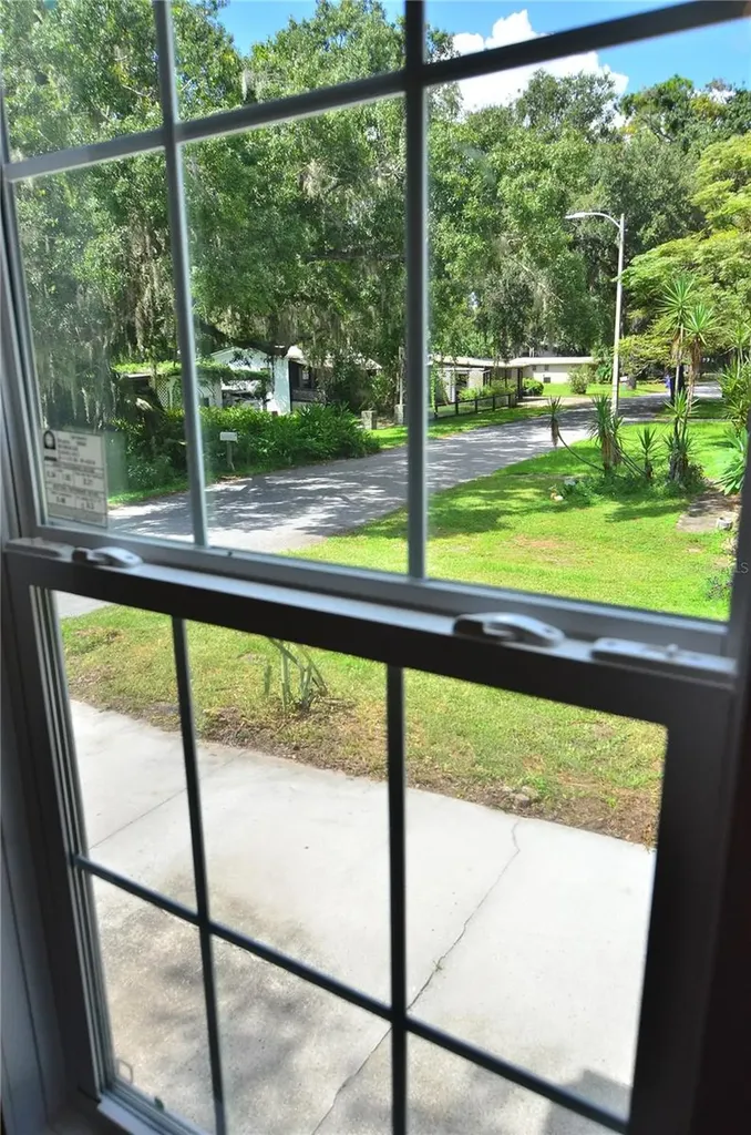 515 Twin Lakes Circle Lakeland FL 33815