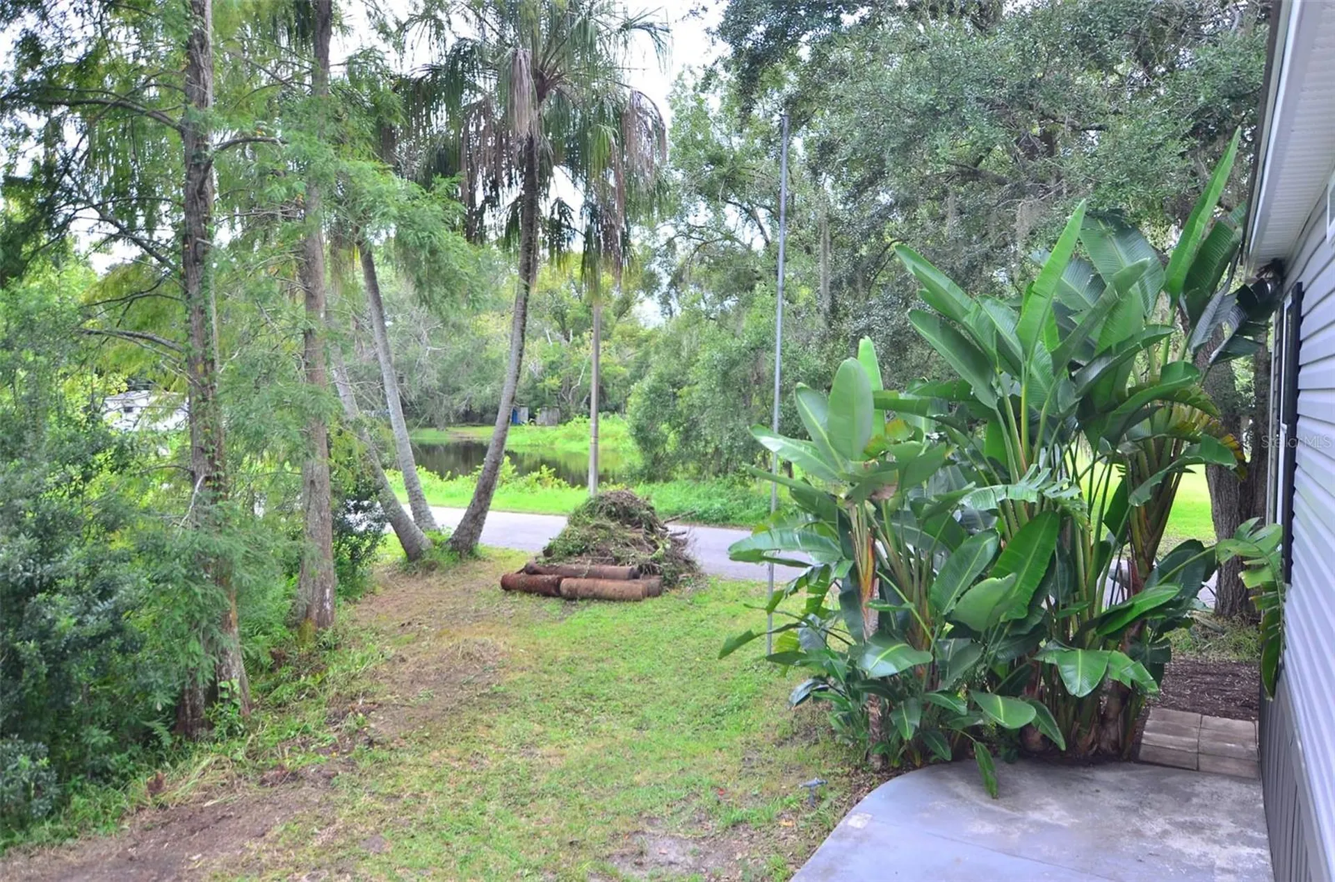 515 Twin Lakes Circle Lakeland FL 33815