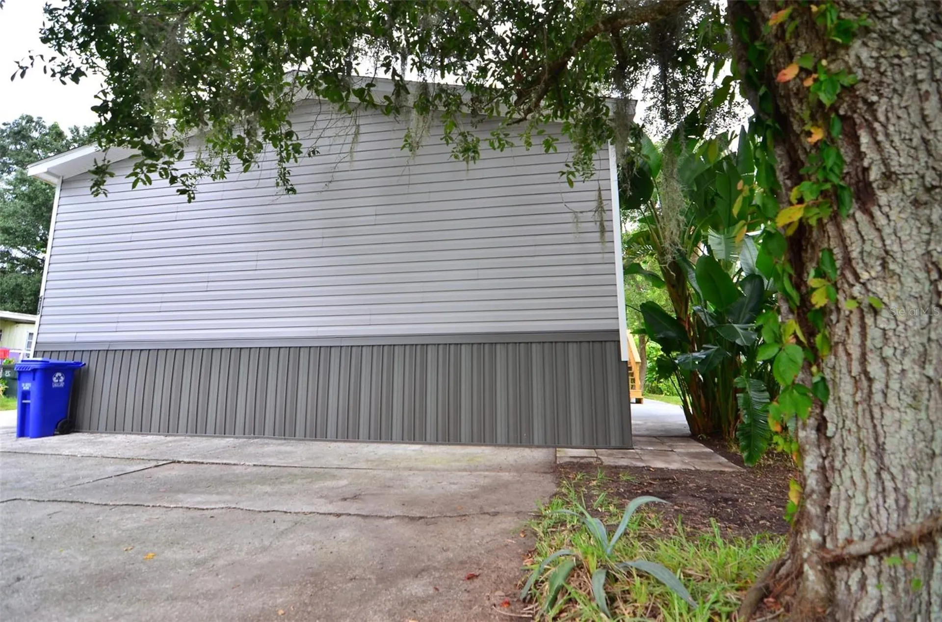 515 Twin Lakes Circle Lakeland FL 33815